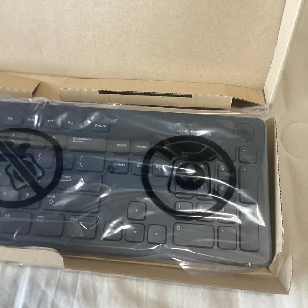 Dell black slim Wireless Keyboard new in box